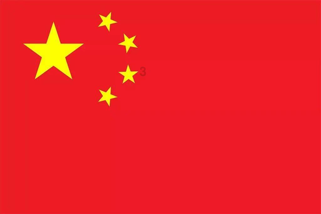 家里两个孩子叛逆不听话,父亲拿出衣架让孩子抽自己